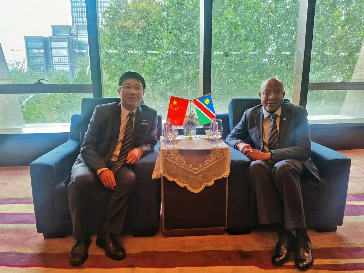 中非合作论坛期间leyu平台资源 董事长王平卫拜会三国总统